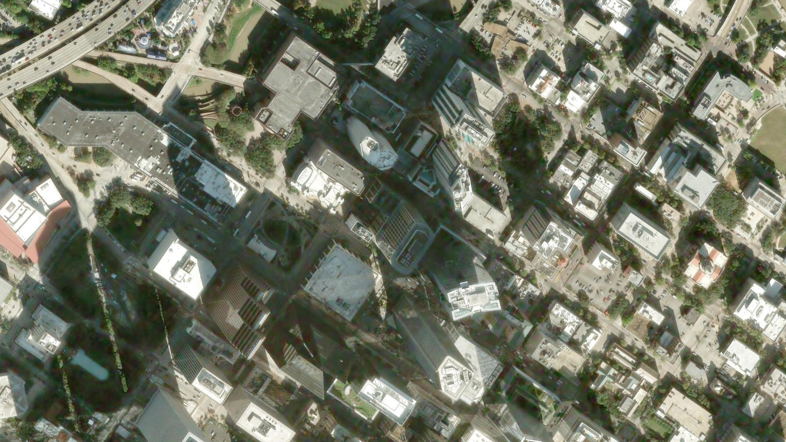 717 TEXAS AVENUE, HOUSTON, TX(本社・衛星)