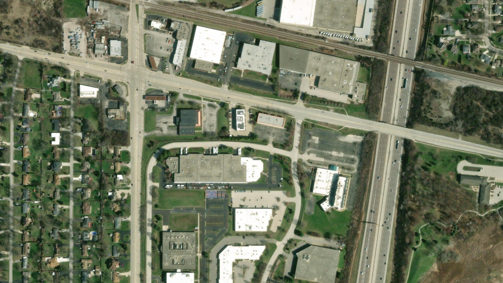 1151 MAPLEWOOD DRIVE, ITASCA, IL(本社・衛星)
