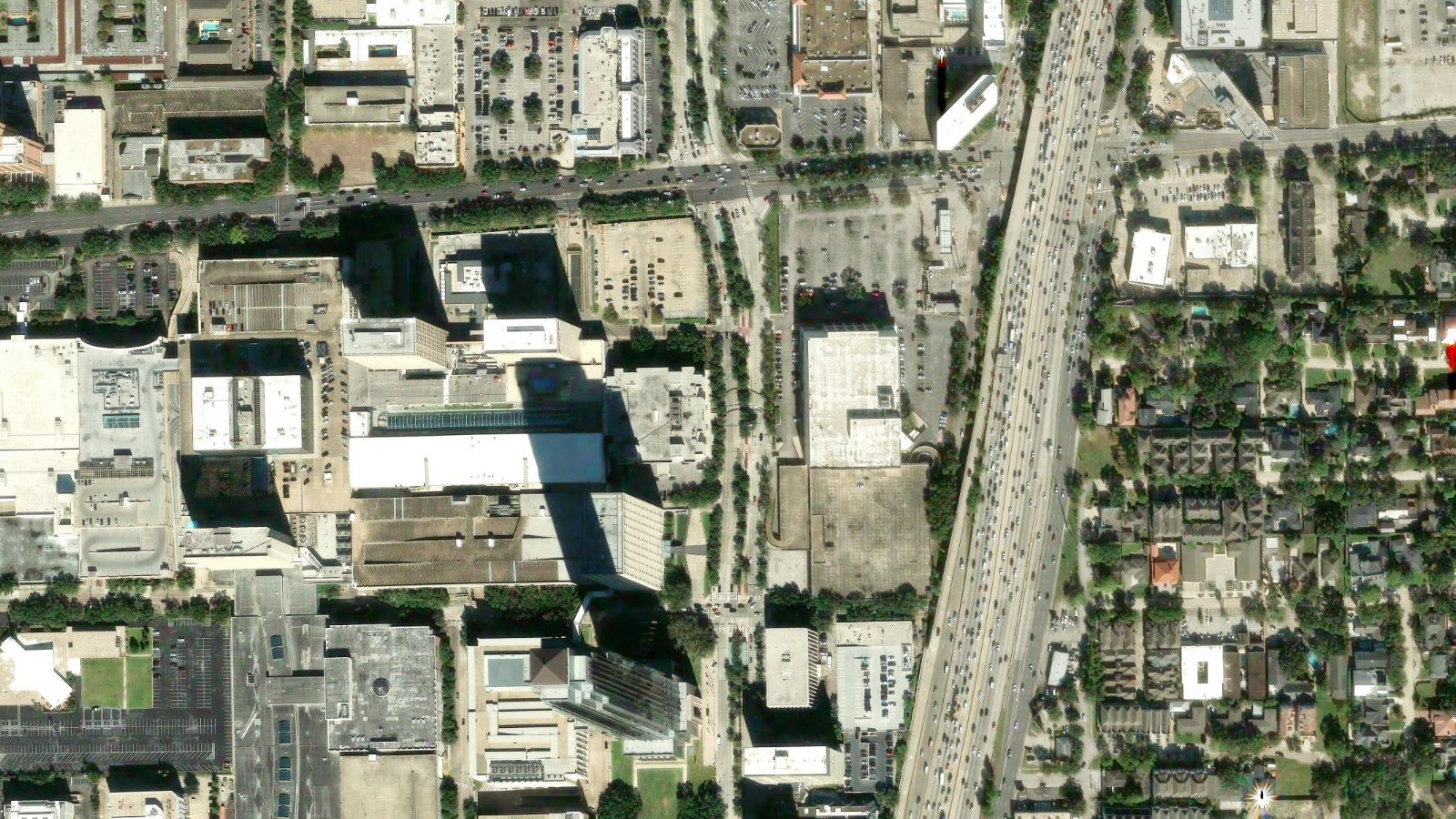 2700 POST OAK BLVD., HOUSTON, TX（本社・衛星）