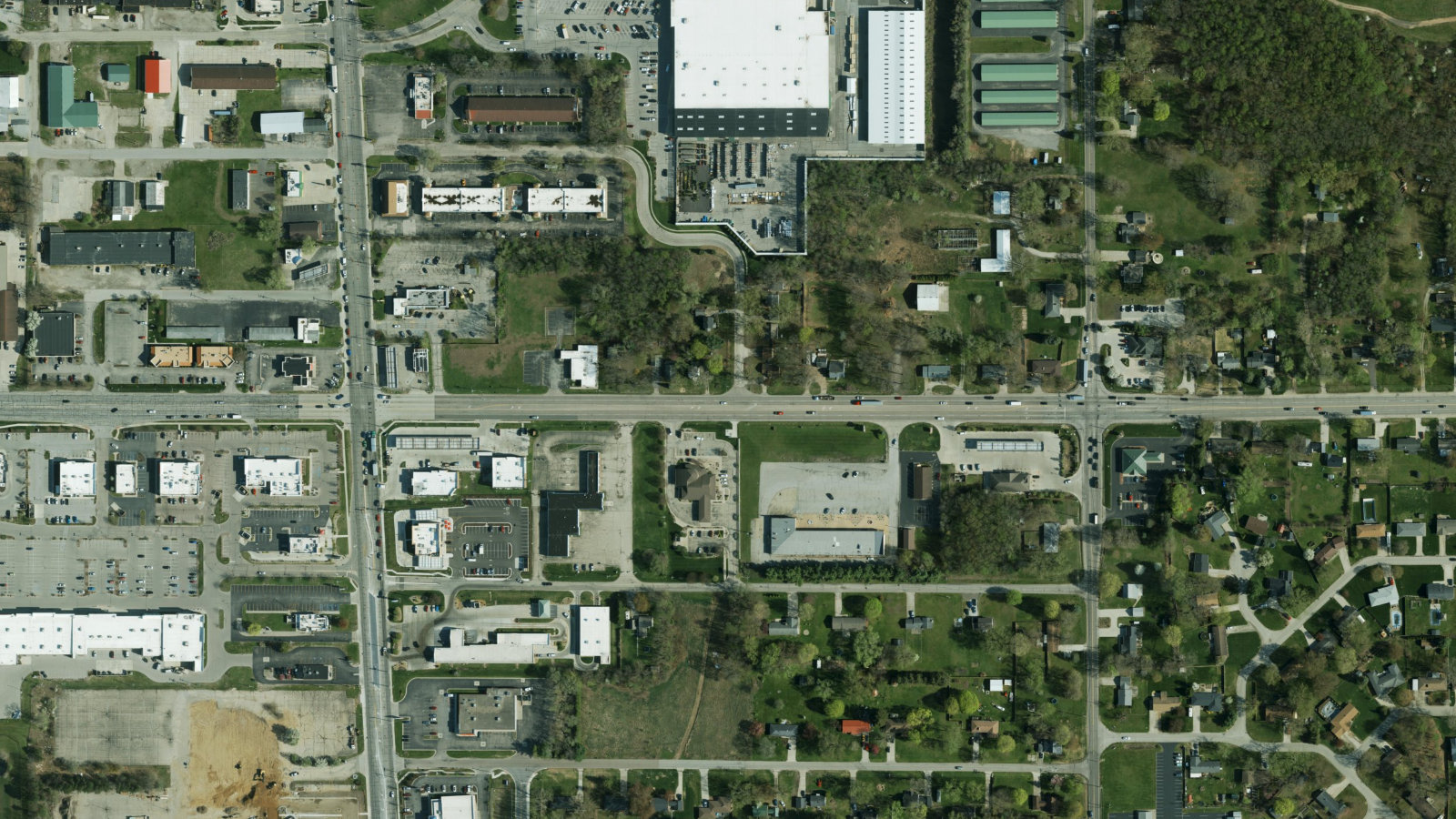 3501 COUNTY ROAD 6 EAST, ELKHART, IN（本社・衛星）