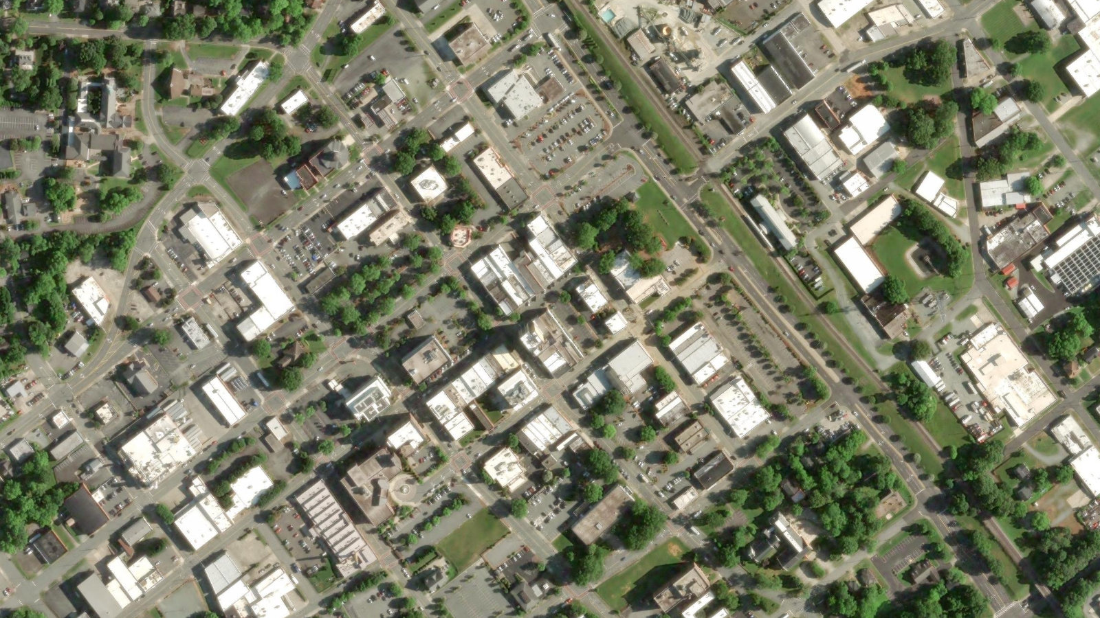 358 S MAIN ST, BURLINGTON, NC（本社・衛星）