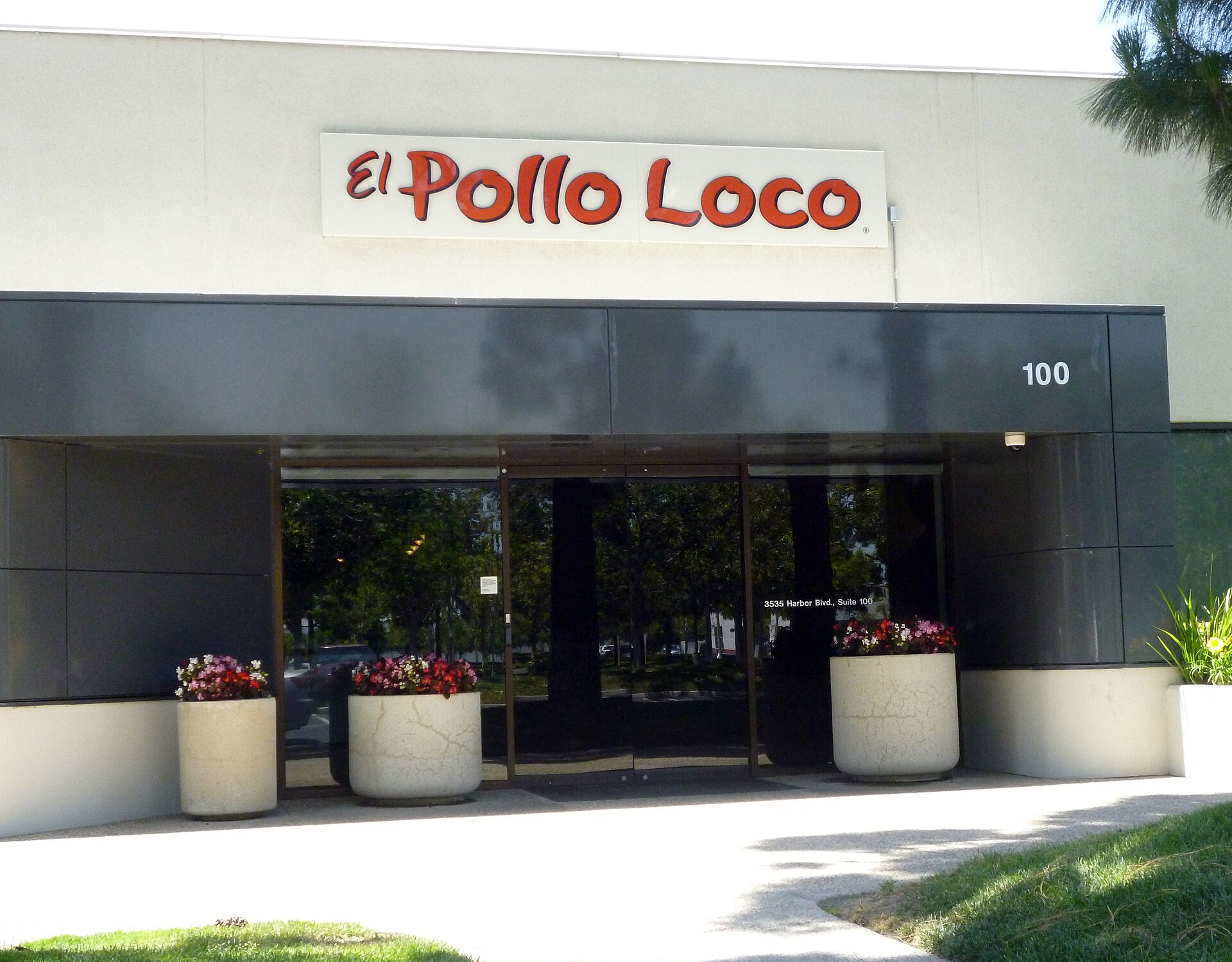 Elpollolocoheadquartersentrance