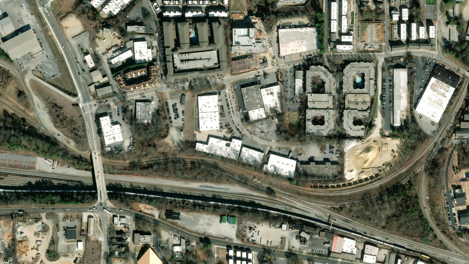 1218 MENLO DRIVE, ATLANTA, GA(本社・衛星)
