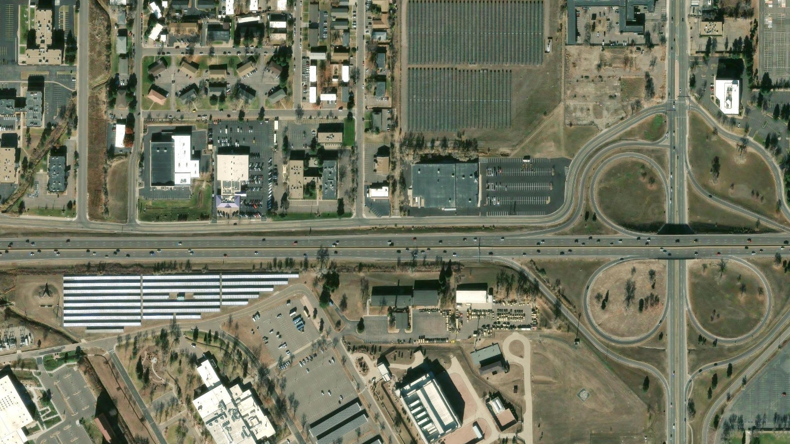12100 W 6TH AVE, LAKEWOOD, CO(本社・衛星)