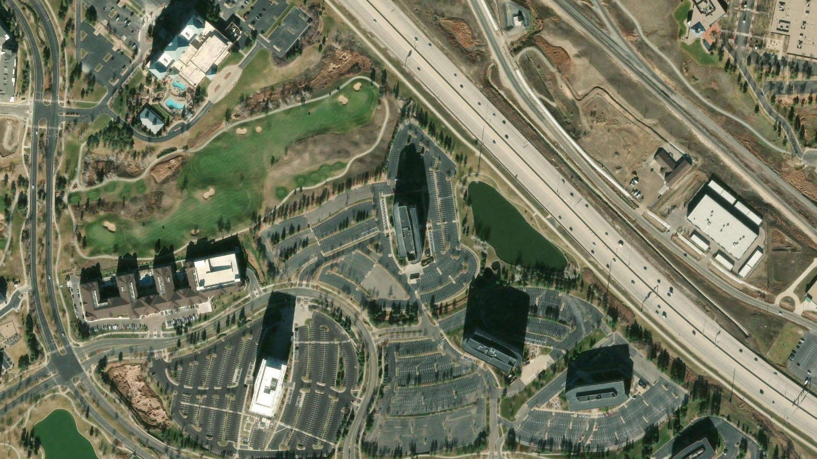 390 INTERLOCKEN CRESCENT, BROOMFIELD, CO(本社・衛星)