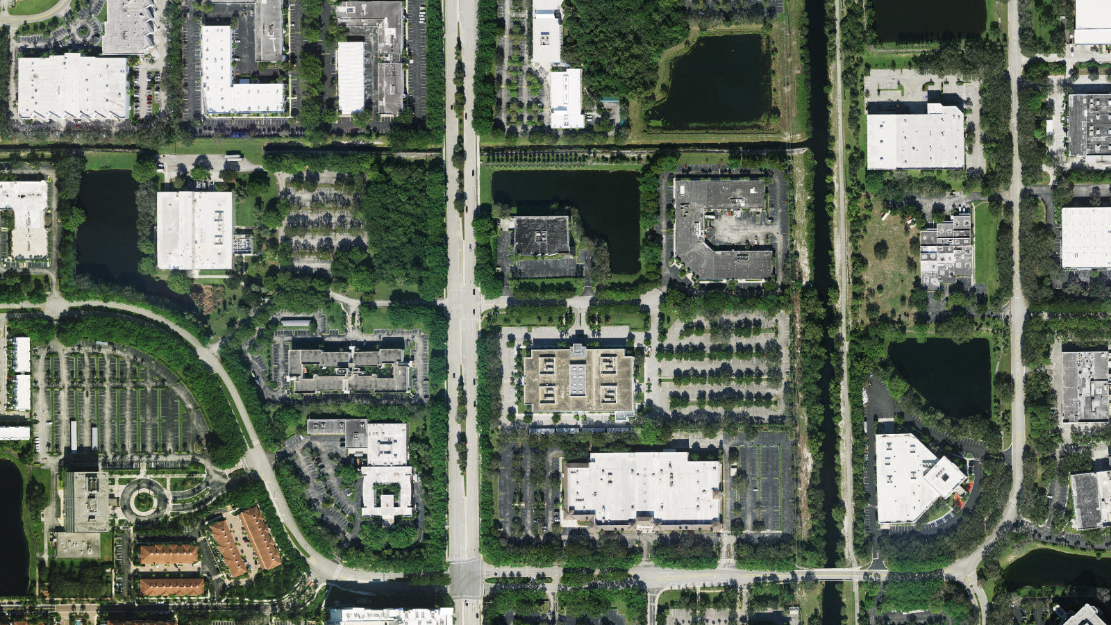 750 PARK OF COMMERCE DRIVE, BOCA RATON, FL（本社・衛星）