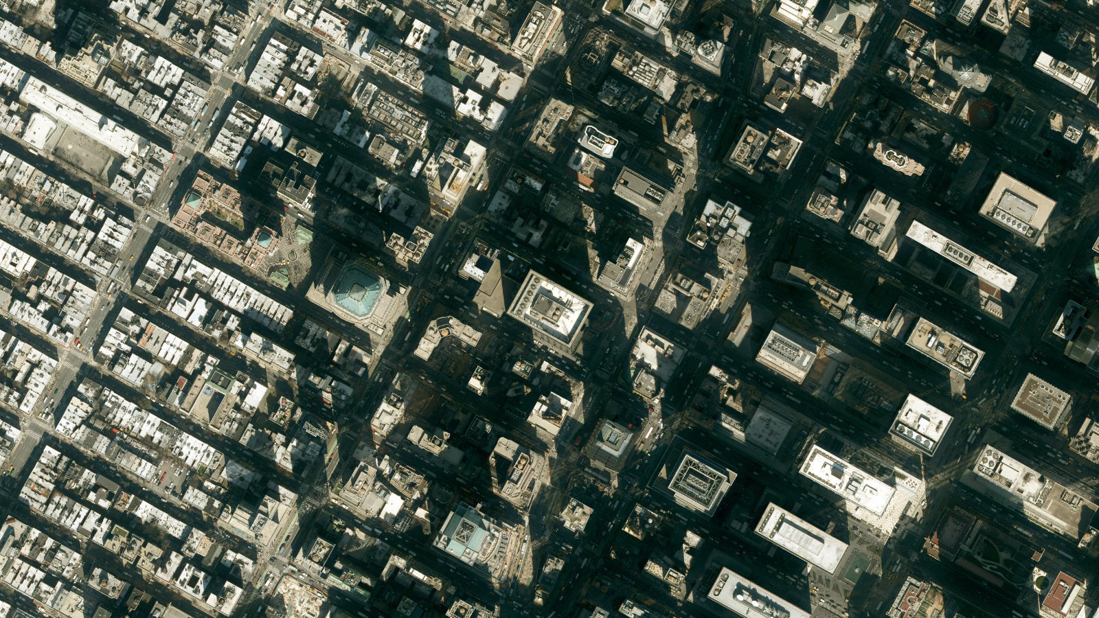 1633 BROADWAY, NEW YORK, NY（本社・衛星）