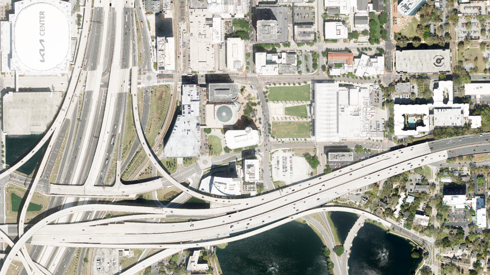 450 S ORANGE AVE, ORLANDO, FL(本社・衛星)