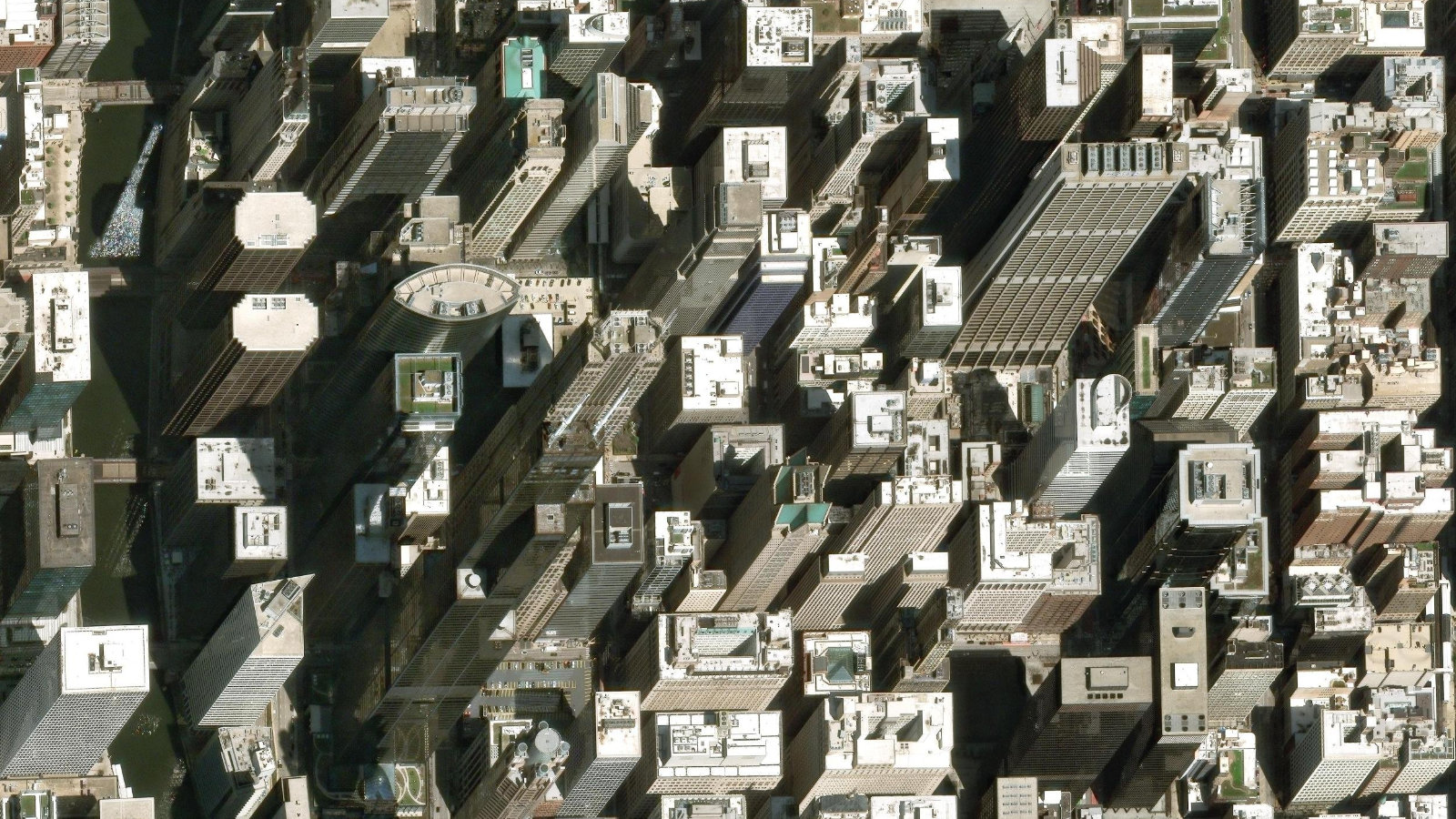 50 S LASALLE ST, CHICAGO, IL（本社・衛星）