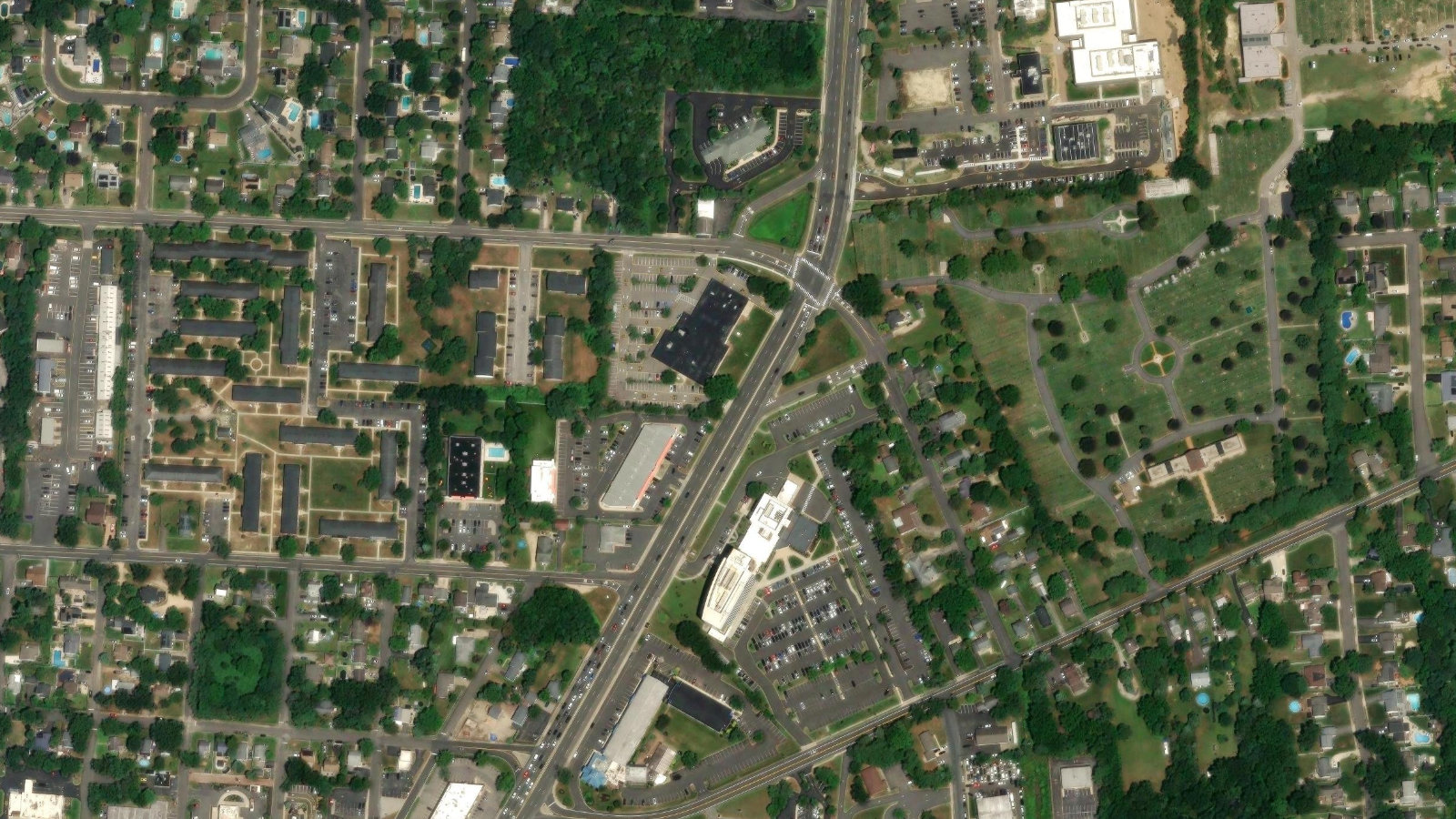975 HOOPER AVE, TOMS RIVER, NJ(本社・衛星)