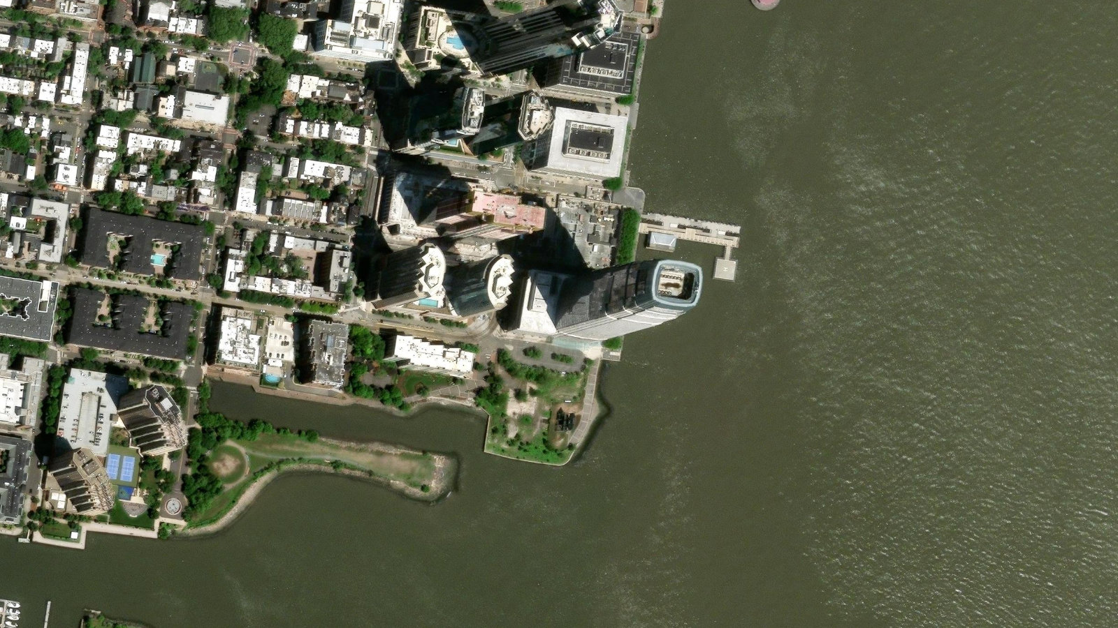 30 HUDSON STREET, JERSEY CITY, NJ(本社・衛星)