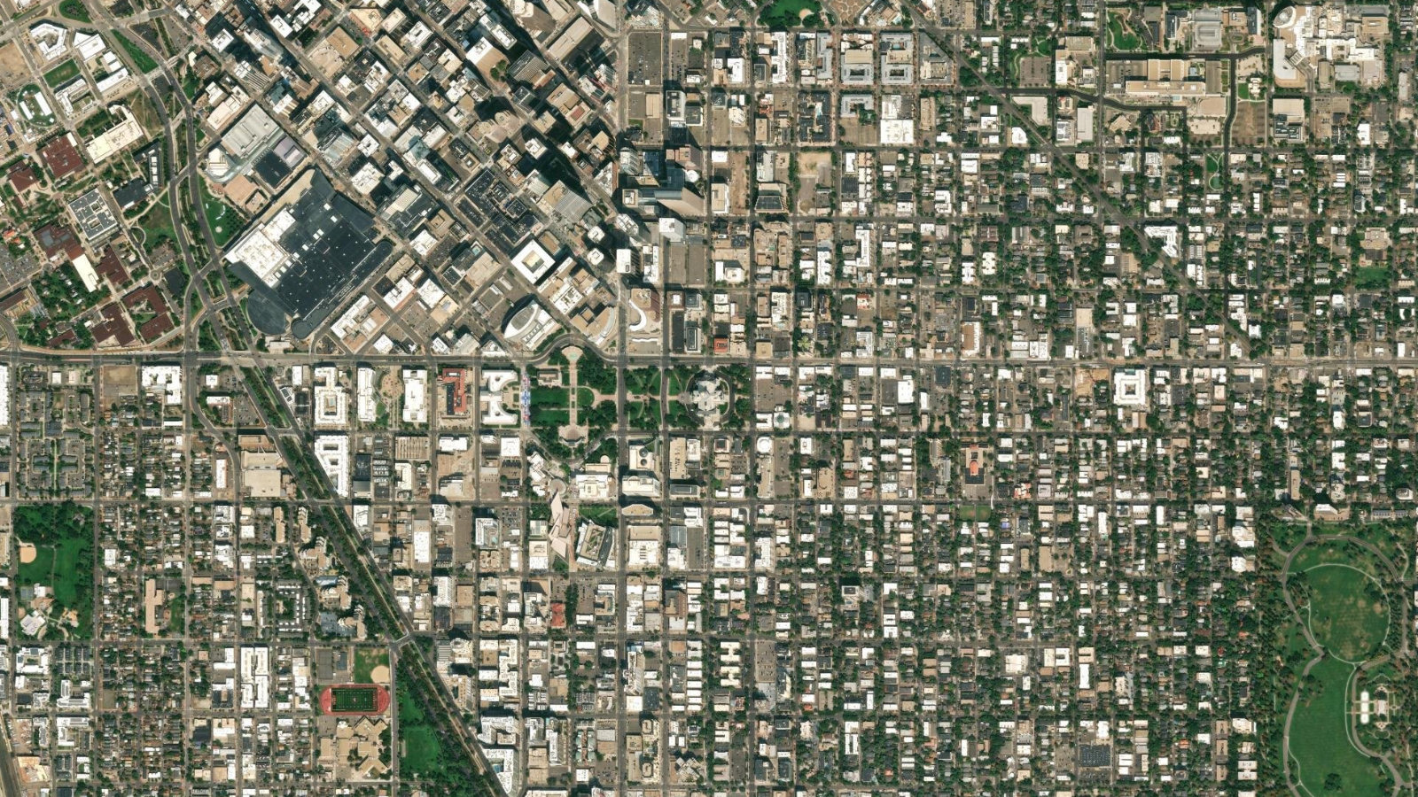 DENVER, CO（本社・衛星）