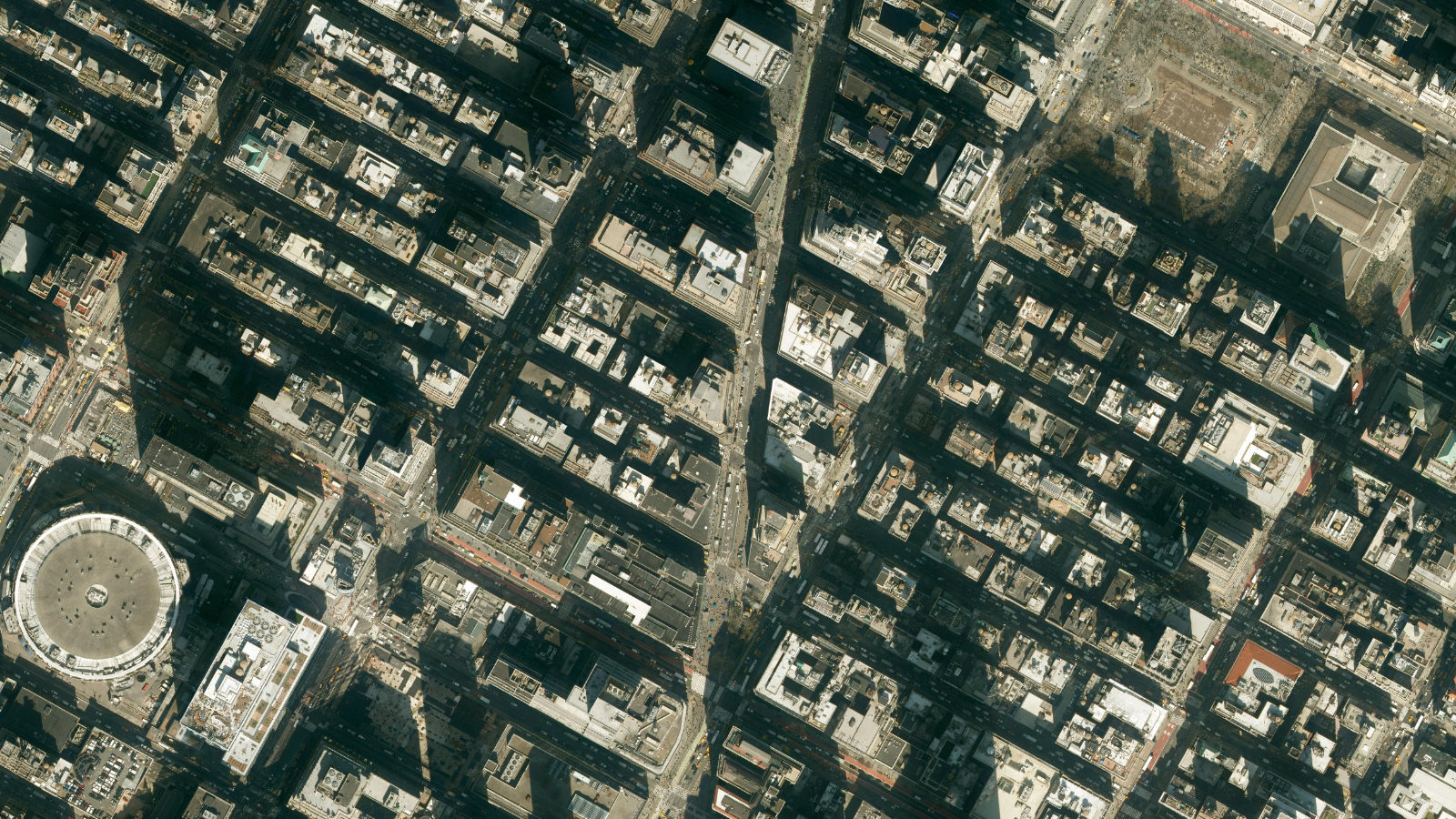1359 BROADWAY, NEW YORK, NY（本社・衛星）