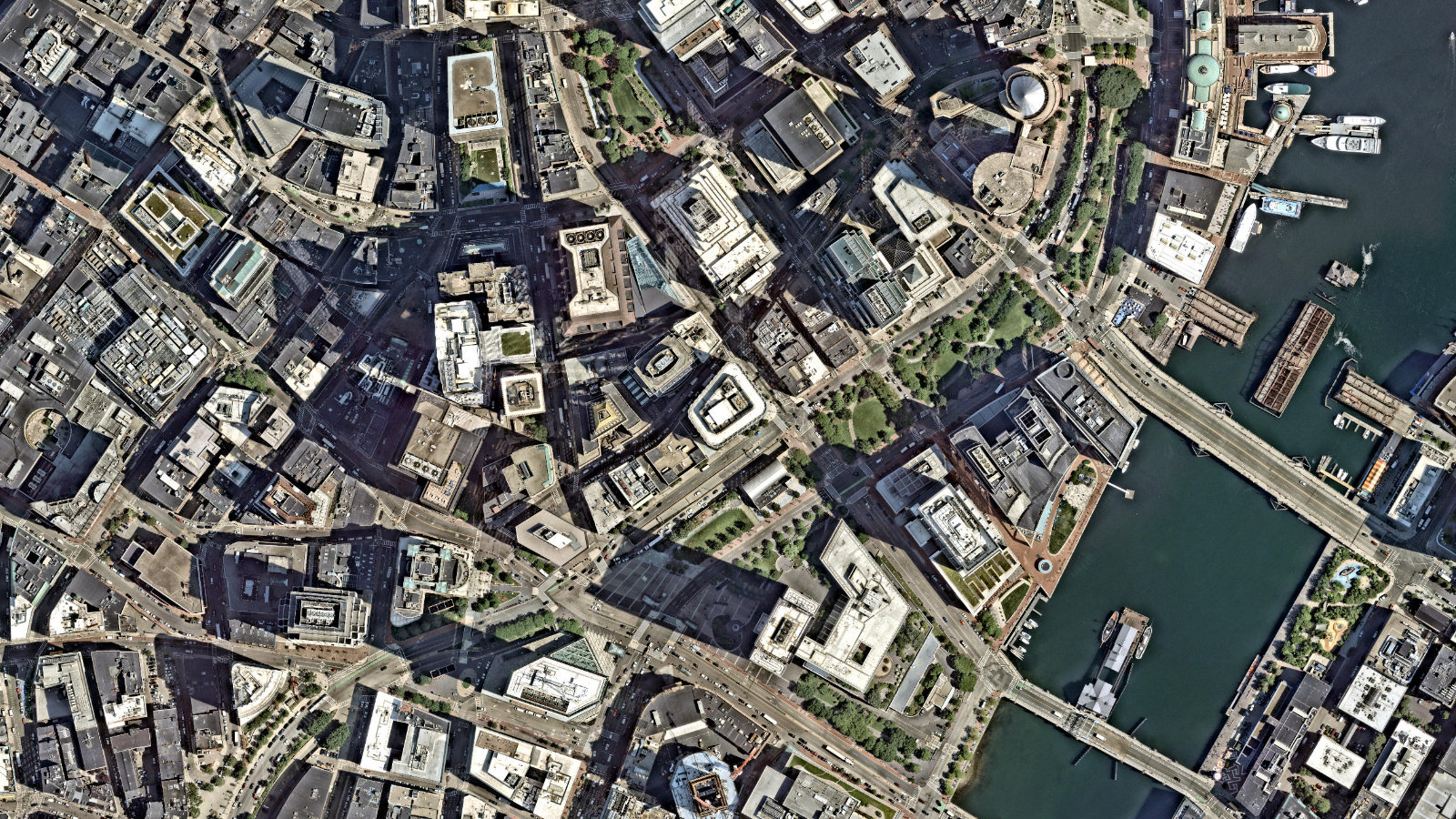 99 HIGH STREET, BOSTON, MA(本社・衛星)