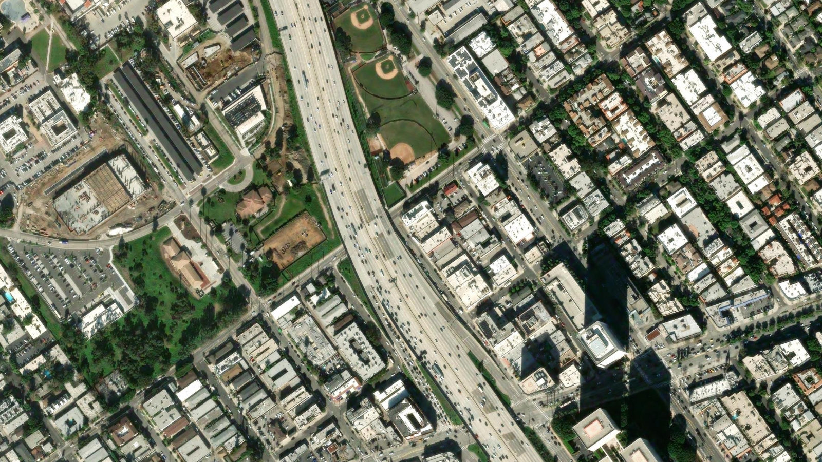 1510 COTNER AVE, LOS ANGELES, CA(本社・衛星)
