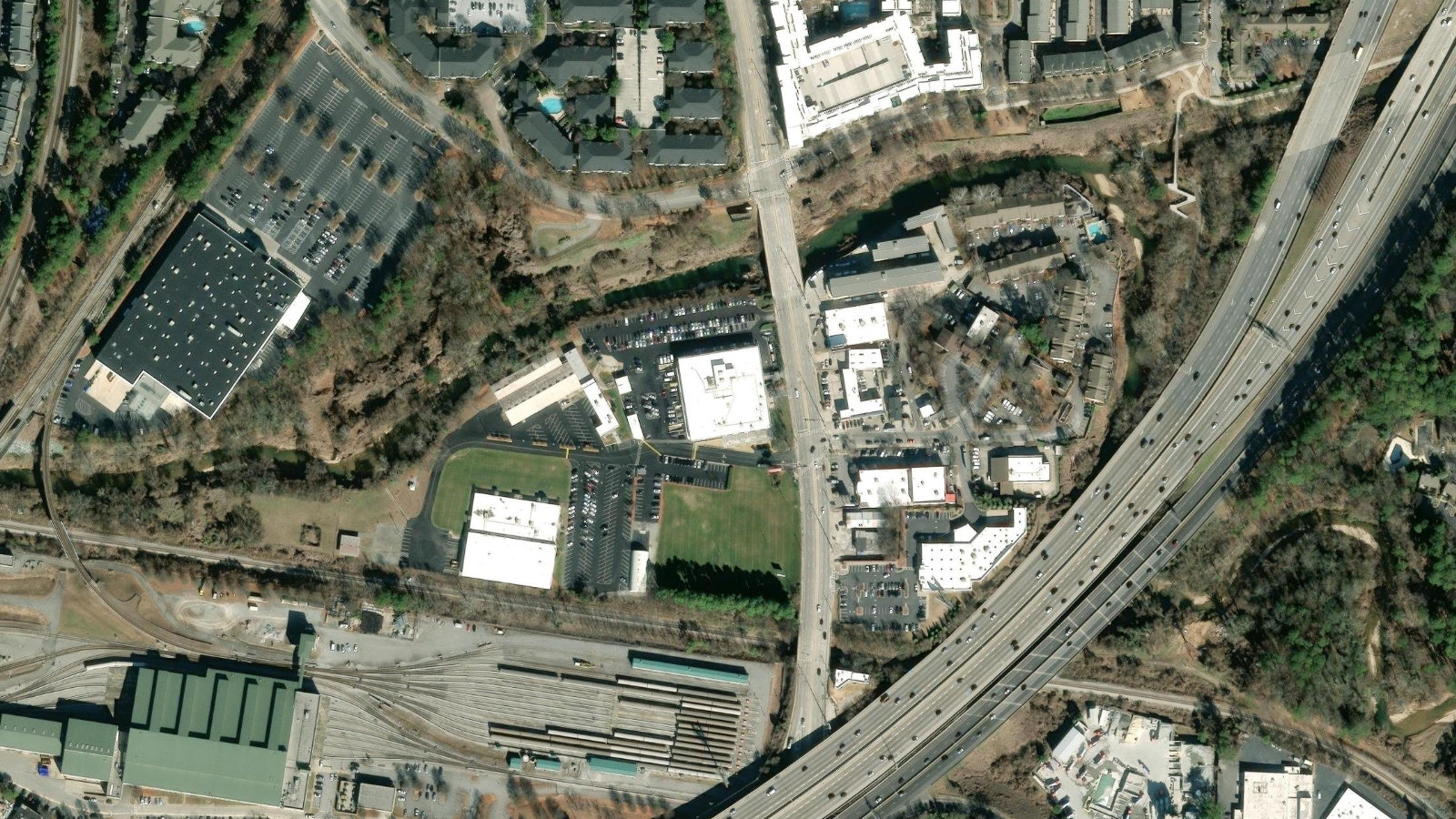 2170 PIEDMONT RD NE, ATLANTA, GA（本社・衛星）