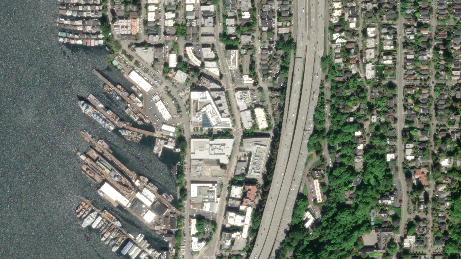 188 EAST BLAINE STREET, SEATTLE, WA(本社・衛星)