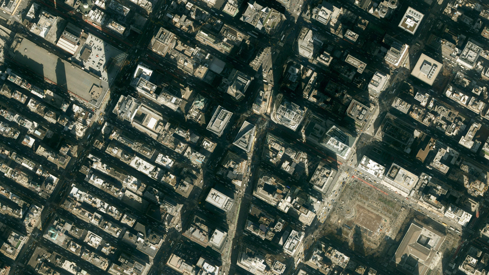 7 TIMES SQUARE, NEW YORK, NY（本社・衛星）
