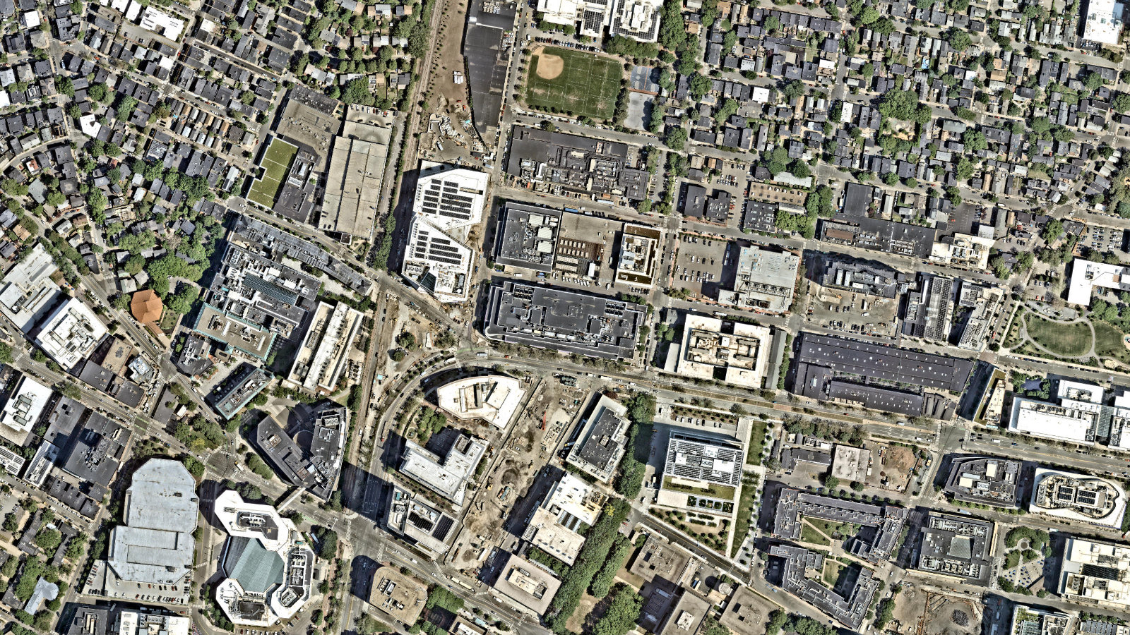 301 BINNEY STREET, CAMBRIDGE, MA(本社・衛星)