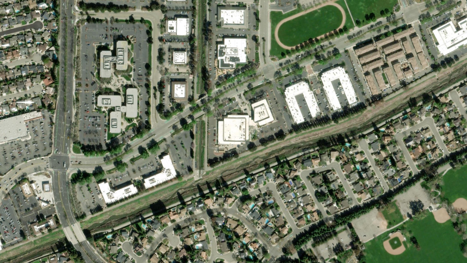 5956 W LAS POSITAS BLVD, PLEASANTON, CA(本社・衛星)