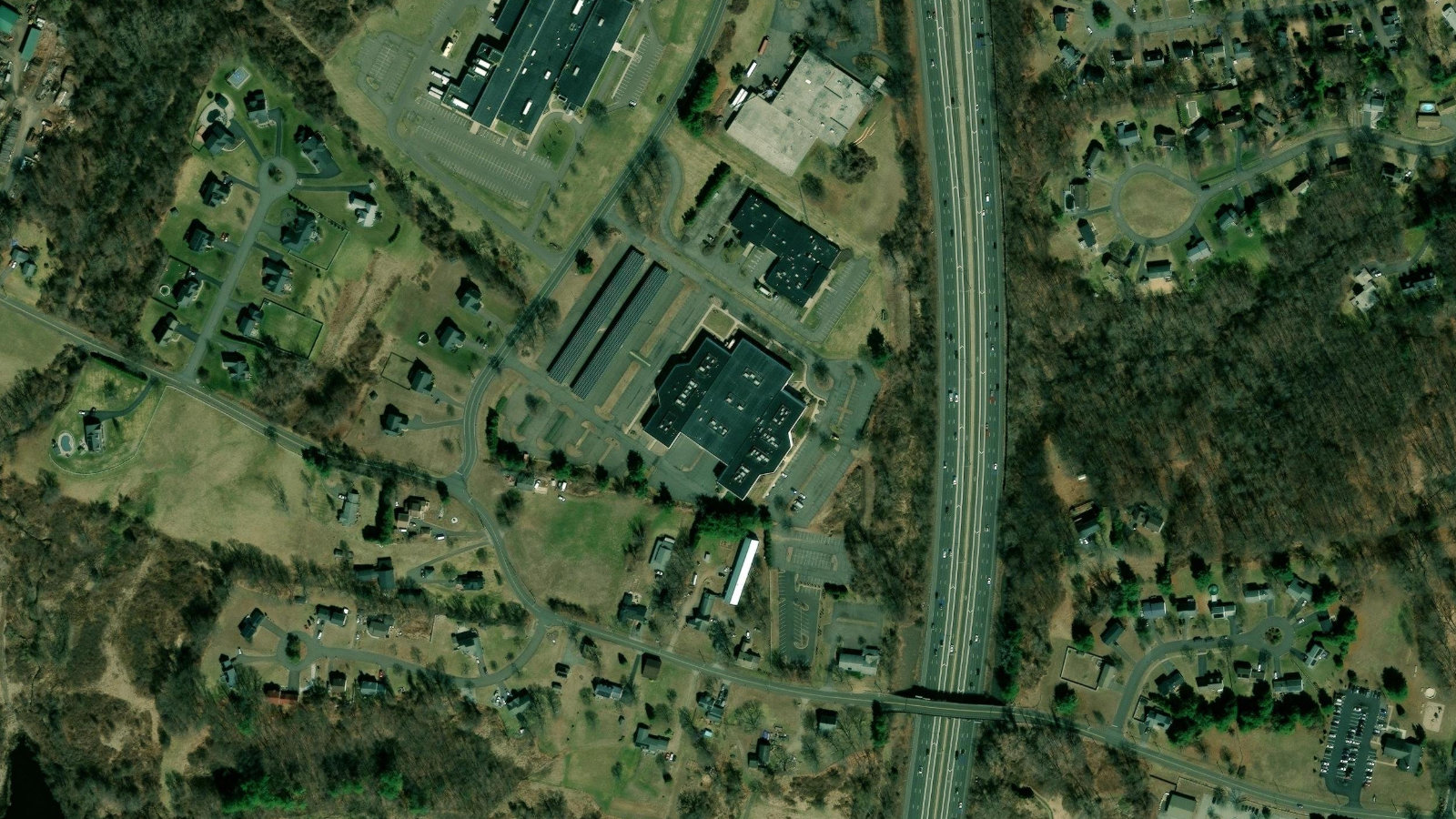 80 LAMBERTON RD, WINDSOR, CT(本社・衛星)