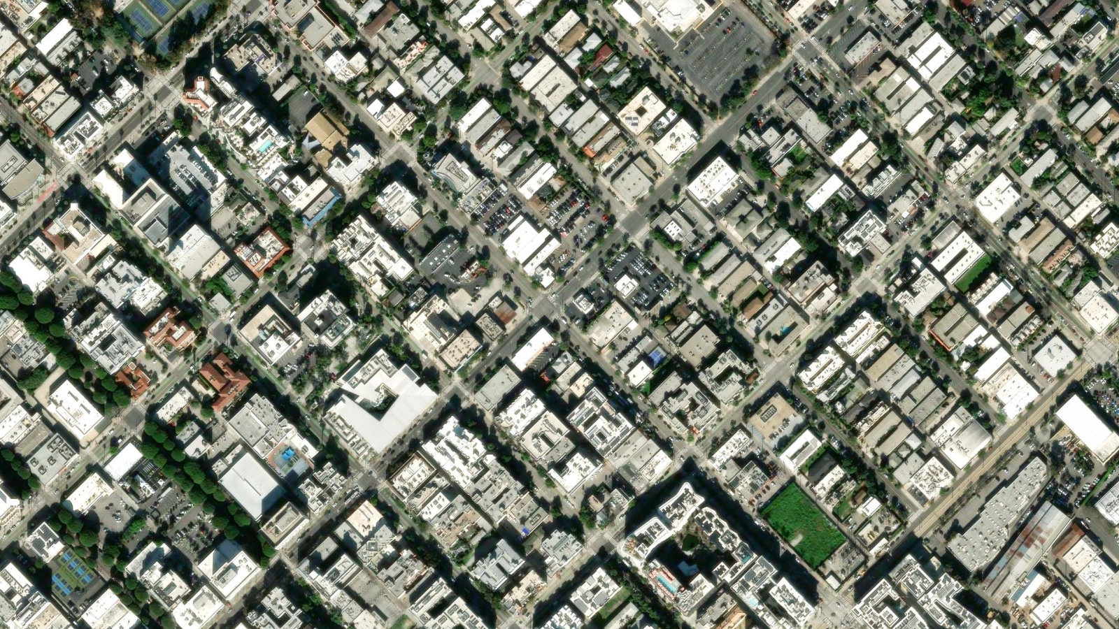 1647, SANTA MONICA, CA(本社・衛星)