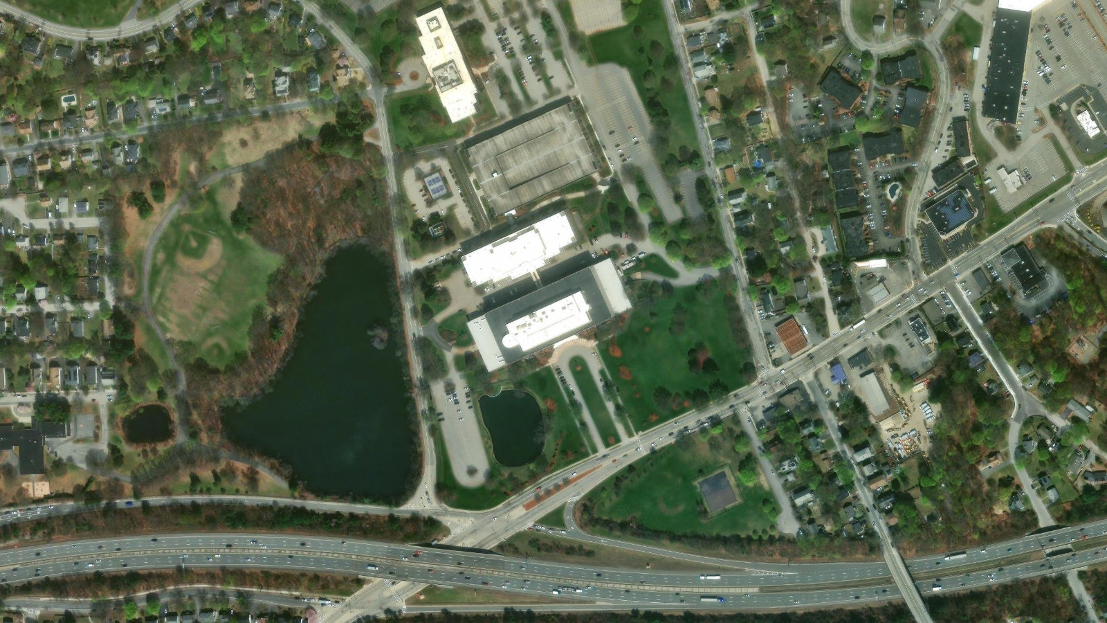 440 LINCOLN ST, WORCESTER, MA(本社・衛星)