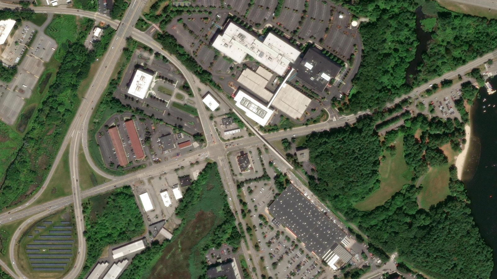 770 COCHITUATE RD, FRAMINGHAM, MA（本社・衛星）