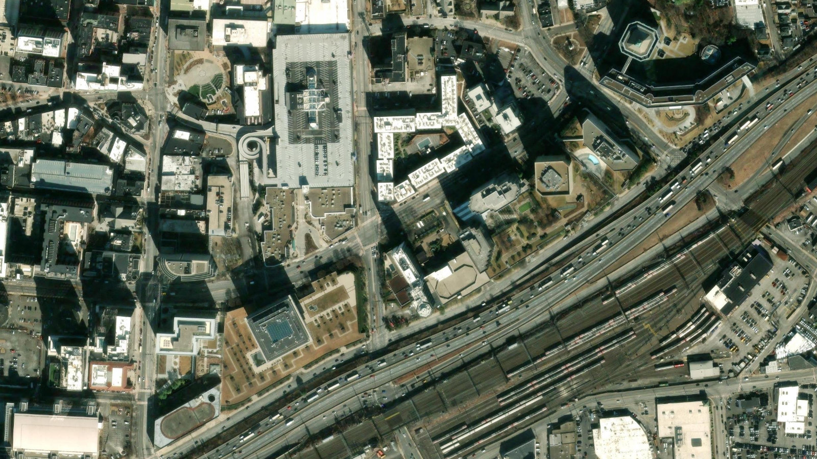 263 TRESSER BLVD., STAMFORD, CT(本社・衛星)