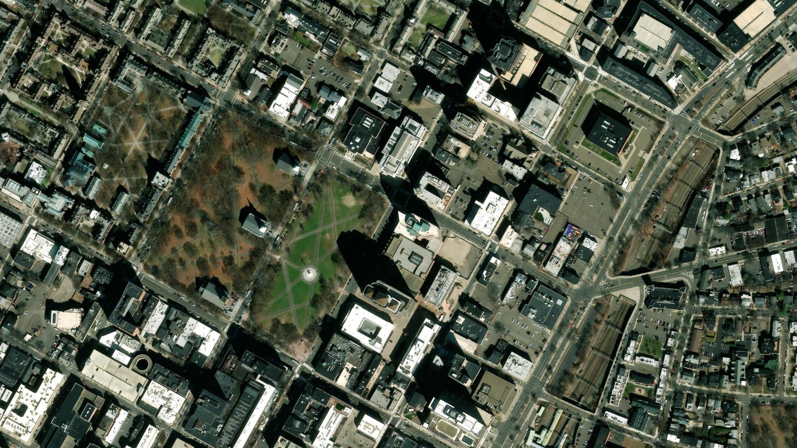 195 CHURCH STREET, NEW HAVEN, CT（本社・衛星）