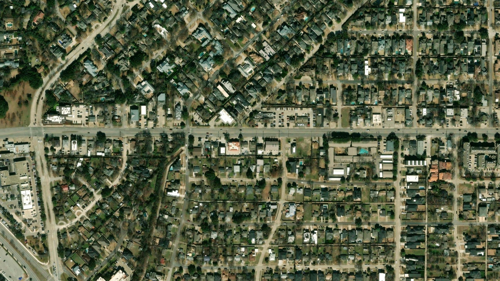 4438 W LOVERS LANE, DALLAS, TX(本社・衛星)