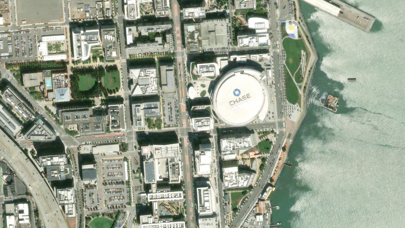 1725 3RD STREET, SAN FRANCISCO, CA（本社・衛星）