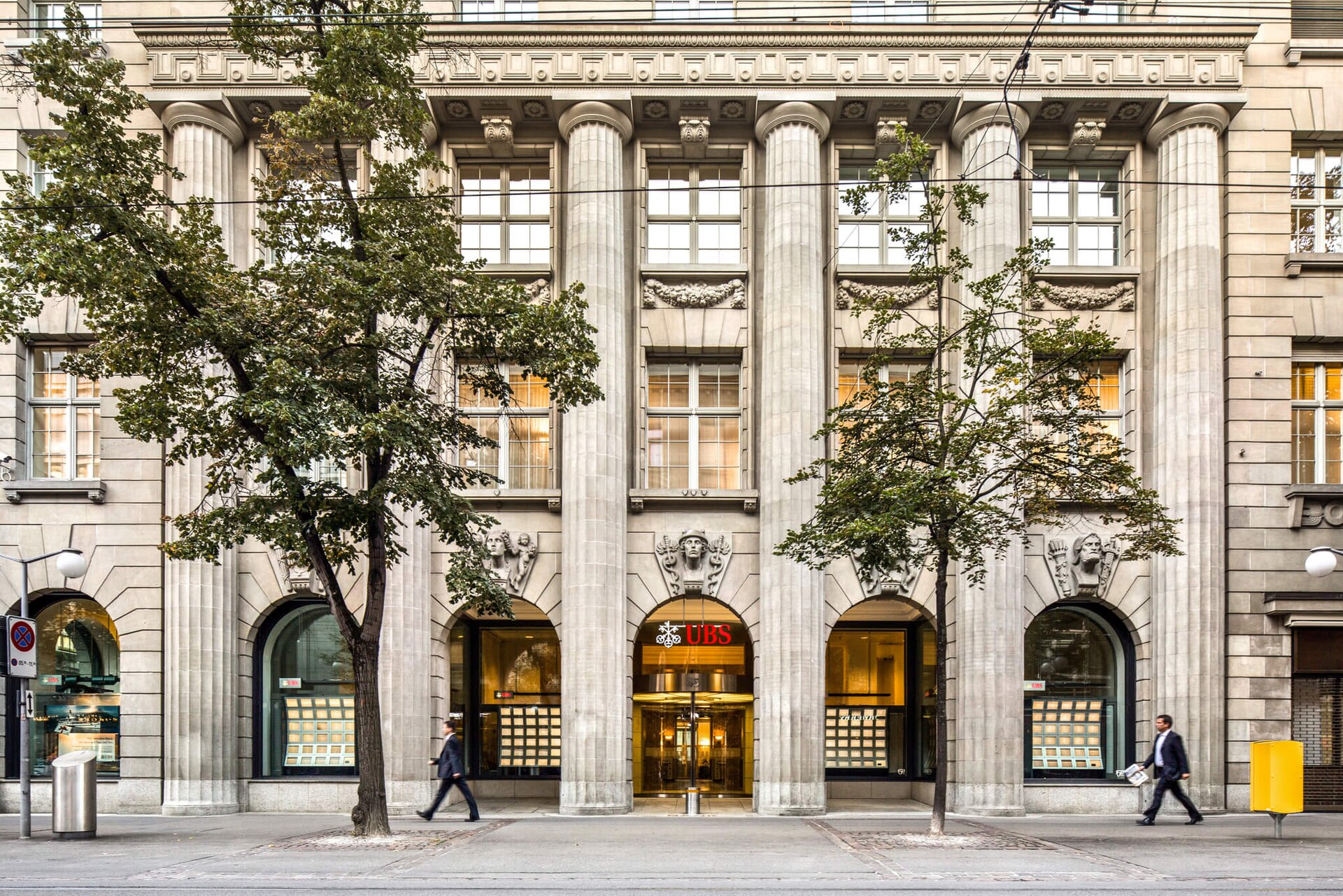 UBS AG の企業写真