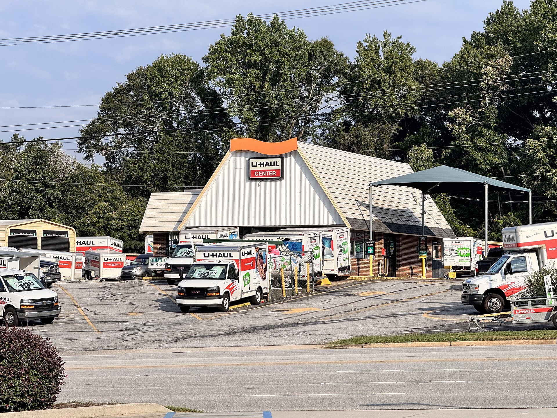 A U-Haul Center in Greenville, South Carolina 02