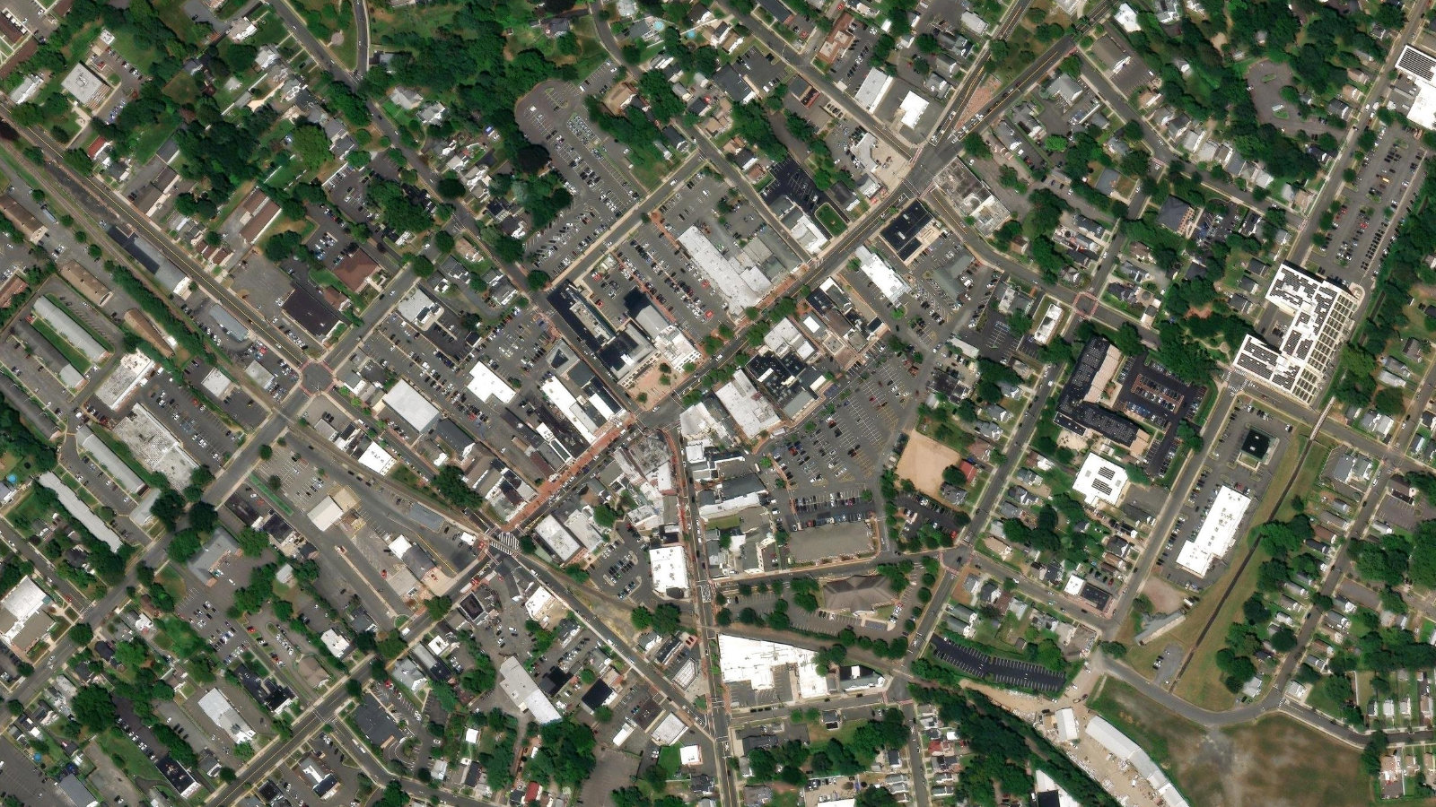 3499 ROUTE 9 N, FREEHOLD, NJ（本社・衛星）