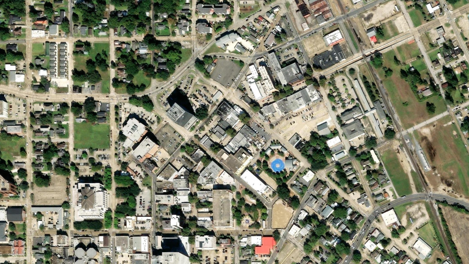 625 E. KALI, LAFAYETTE, LA（本社・衛星）