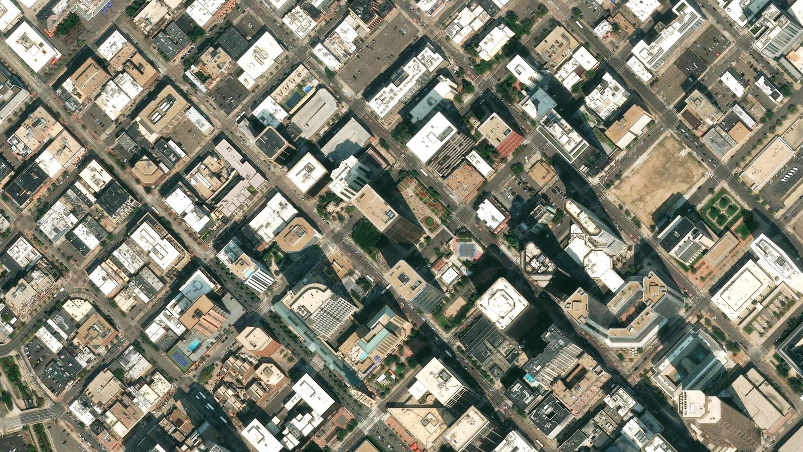 1225 17TH STREET, DENVER, CO(本社・衛星)