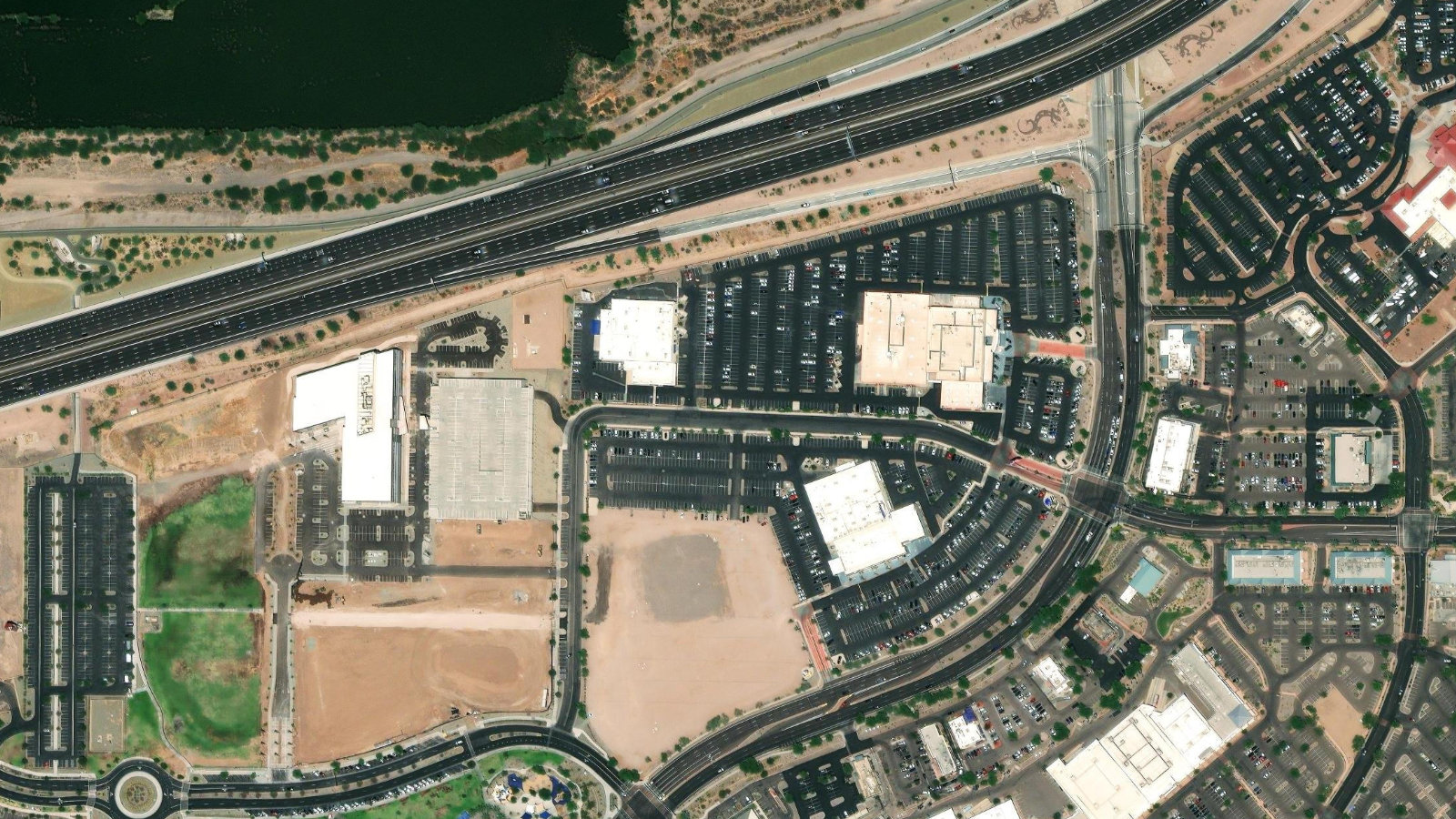 2046 RIVERVIEW AUTO DRIVE, MESA, AZ(本社・衛星)