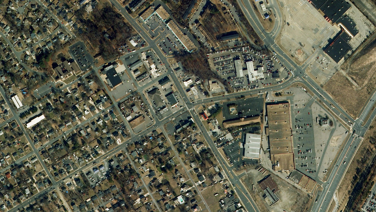 6220 HWY 7, WOODBRIDGE, A6（本社・衛星）