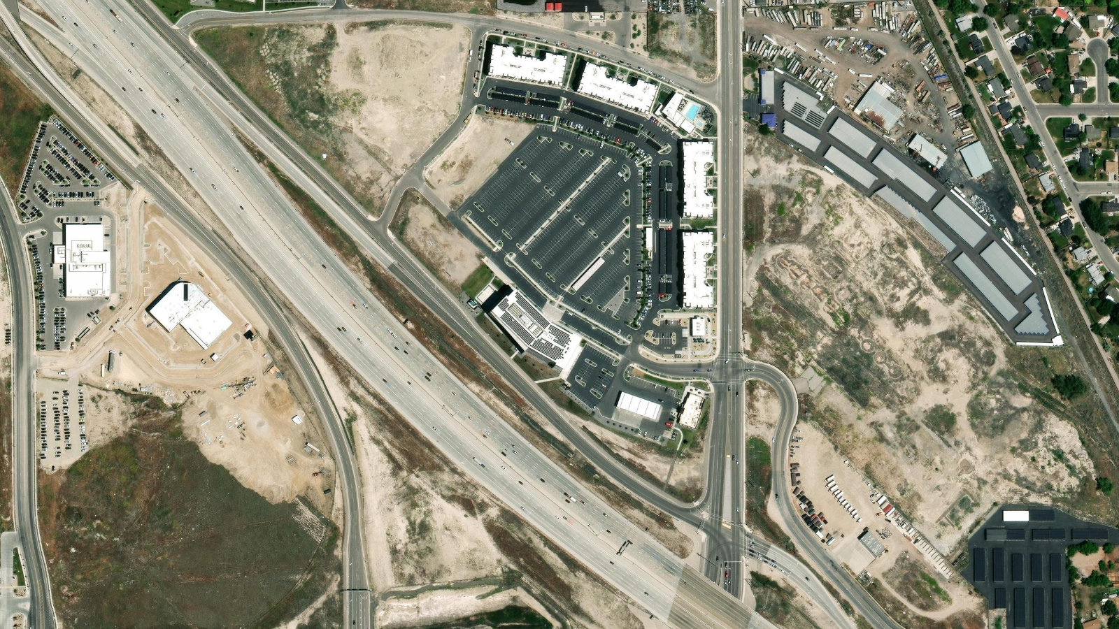 1331 W POWELL WAY, LEHI, UT(本社・衛星)