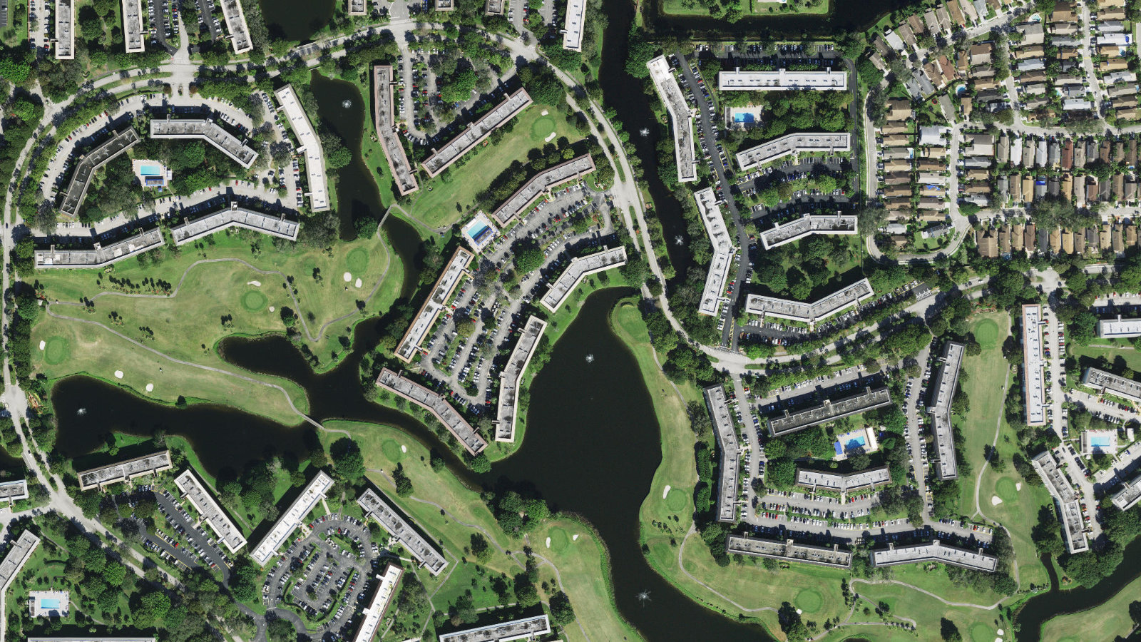 4700 LYONS TECHNOLOGY PARKWAY, COCONUT CREEK, FL(本社・衛星)