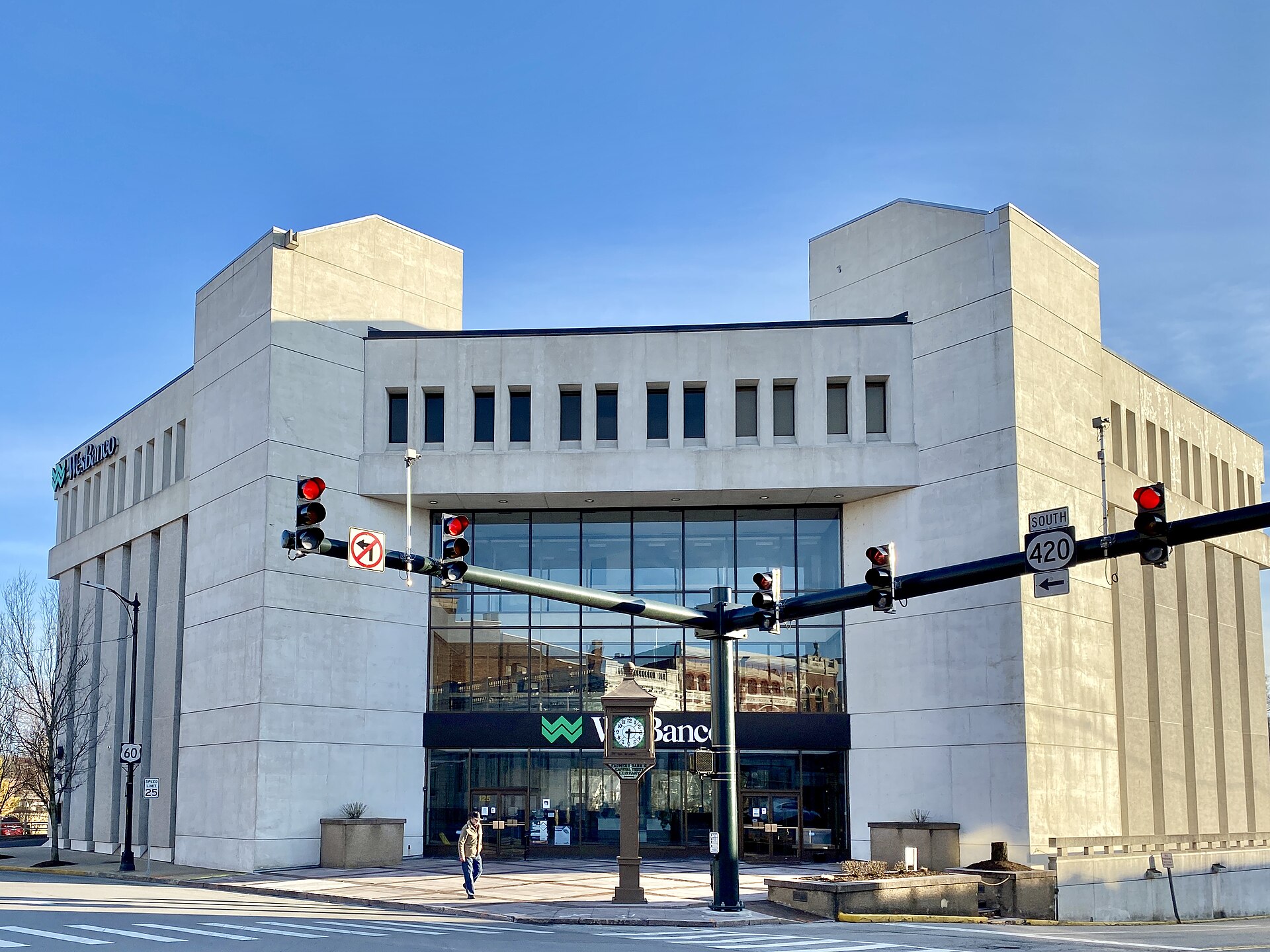WesBanco Bank Building, Main Street and Ann Street, Frankfort, KY