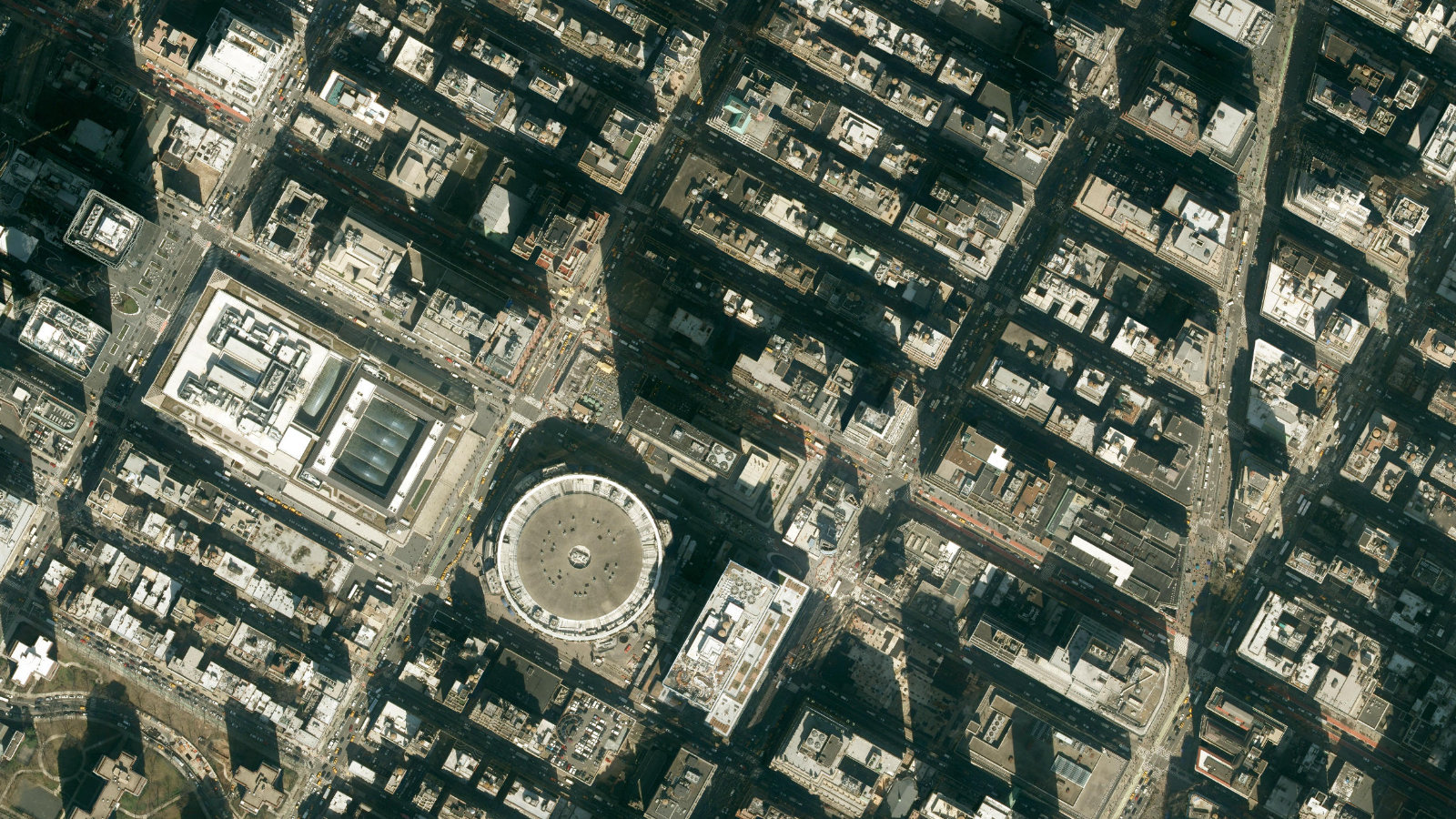 250 WEST 34TH STREET, NEW YORK, NY（本社・衛星）