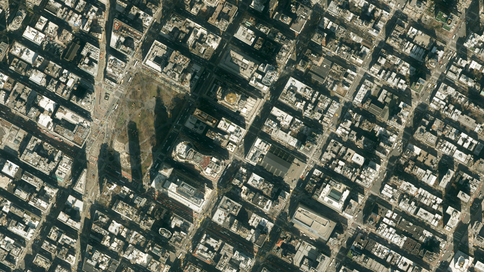 360 PARK AVE SOUTH, NEW YORK, NY（本社・衛星）
